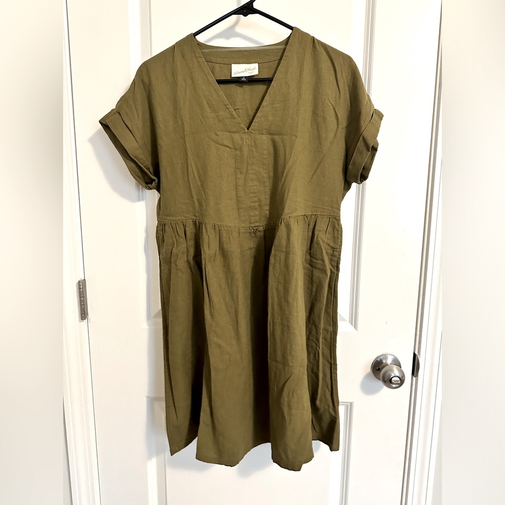 Casual olive green dress